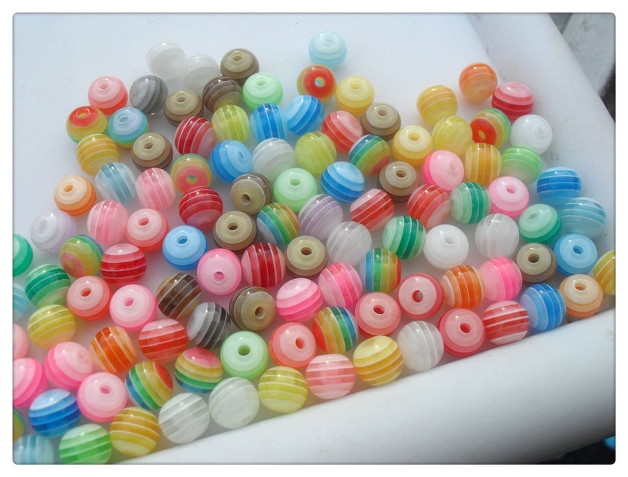 30 x Resin Beads - Round - 6mm - Striped - Mixed Colour 