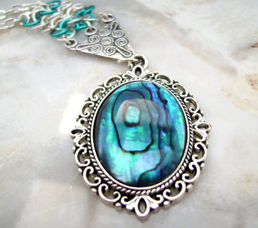 Paua Blue Shell Chainmail Pendant Necklace