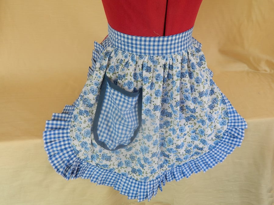 Vintage 50s Style Half Apron Pinny - Blue & White Roses with Gingham