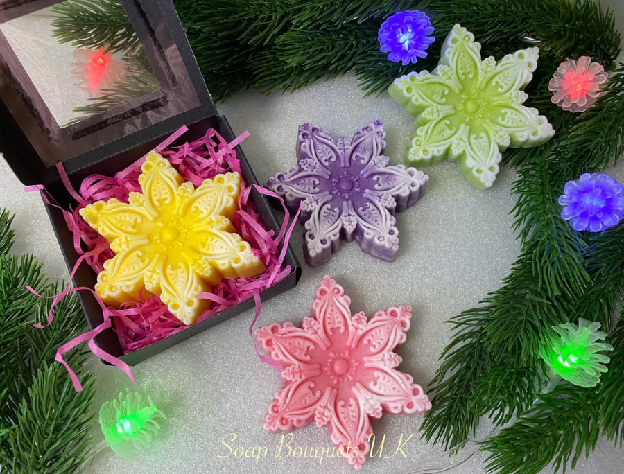 Snowflake Soap Bar: Christmas Gift Box. Cute Xmas Presents & Stocking Fillers
