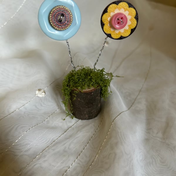 Button flower decoration