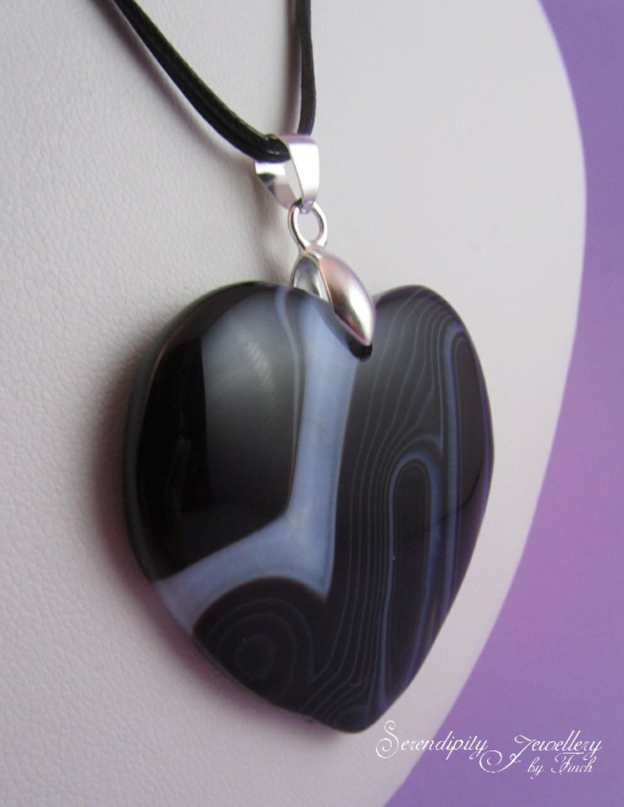 Black Heart Agate Pendant Necklace, Heart Necklace, Black Necklace