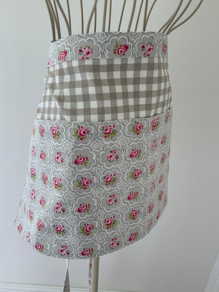 Cotton Floral Half Apron, Lined, Vendors Apron, Craft Apron, Gardening Apron