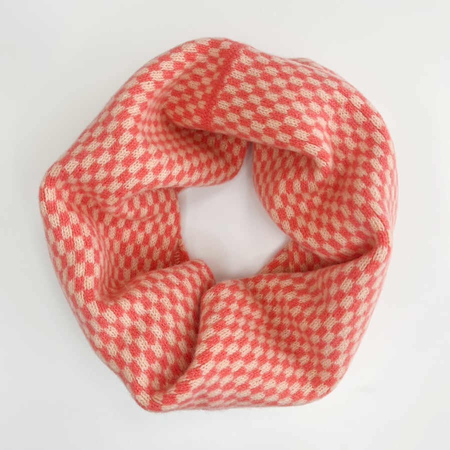 Summer Seconds Checked snood cowl - coral and nectarine