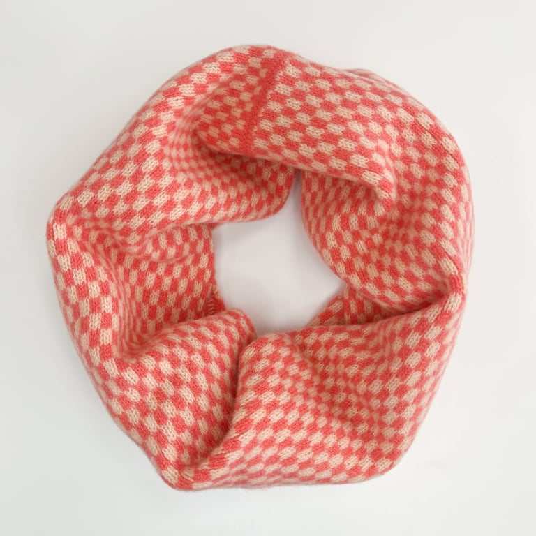 Summer Seconds Checked snood cowl - coral and nectarine