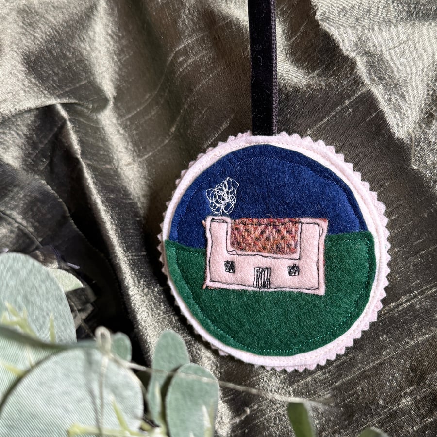 Tweed Bothy Felt Hanging Decoration