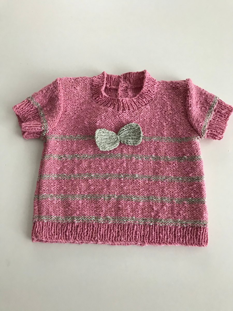 Short sleeve baby jumper with stripes and a bow