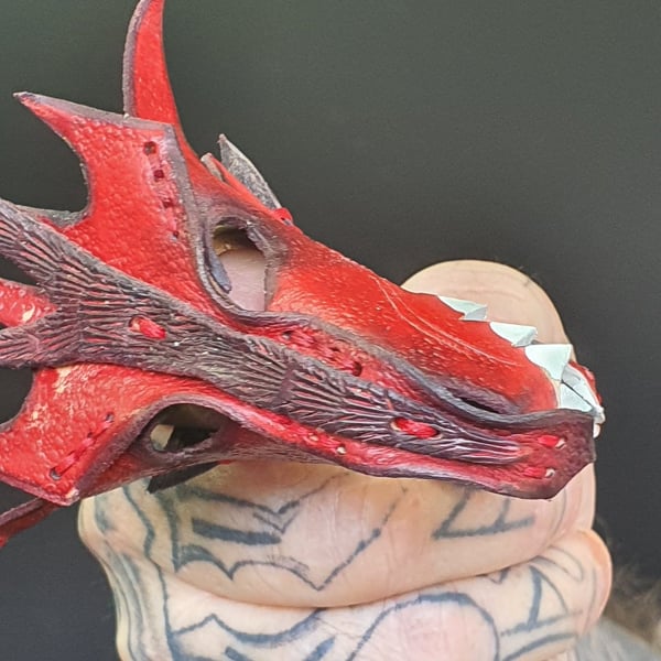 Dragon finger puppet  red and black.