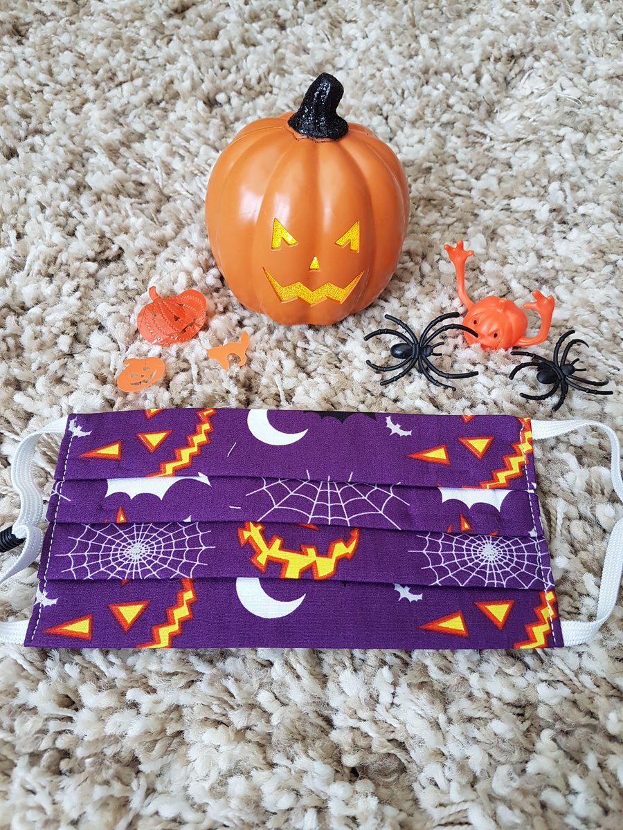 Halloween Adult face covering – Purple Pumpkin print 