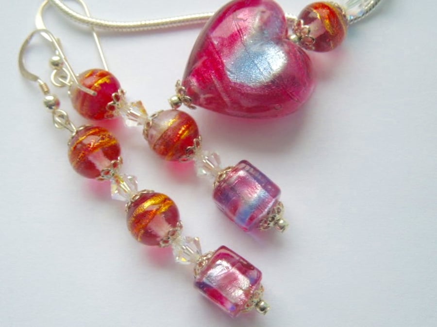 Murano glass pink, gold and blue pendant and earrings set with Swarovski.