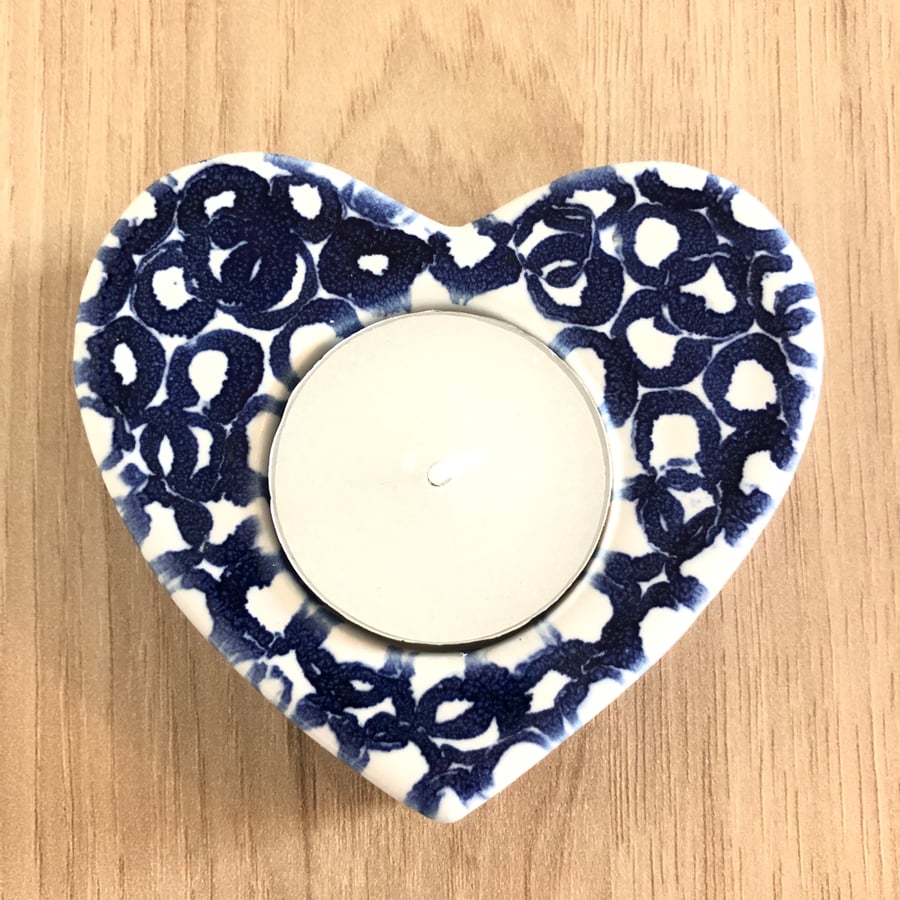 COBALT BLUE AND WHITE CERAMIC STONEWARE HEART TEALIGHT HOLDER