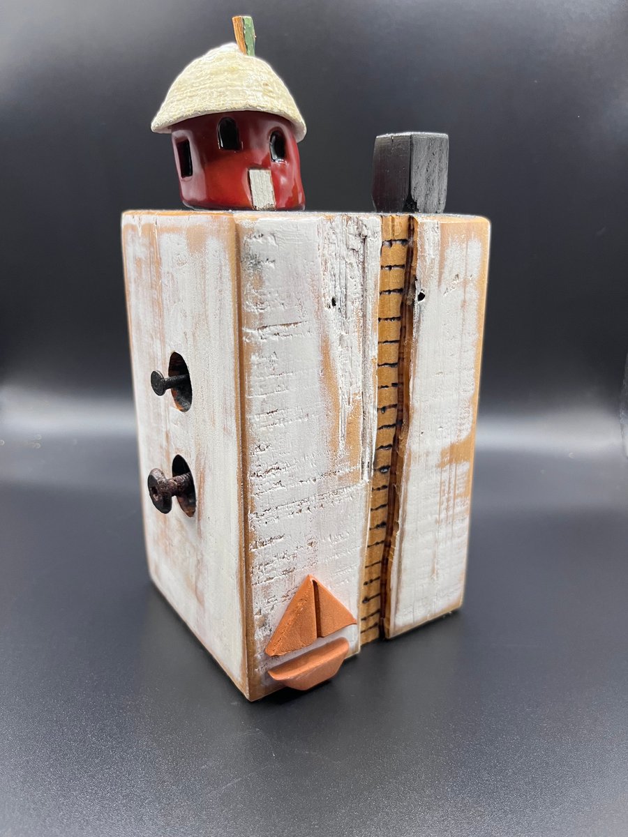 Coastal sea moorings 