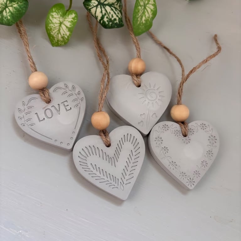 Grey Hanging Heart Aroma Stones Set of 4 – Essential Oil Diffusers