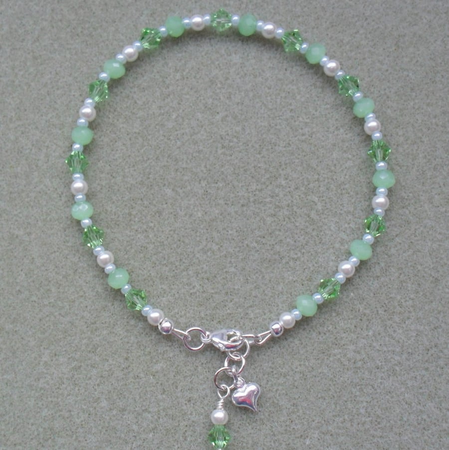 Pastel Green and White Beaded Anklet