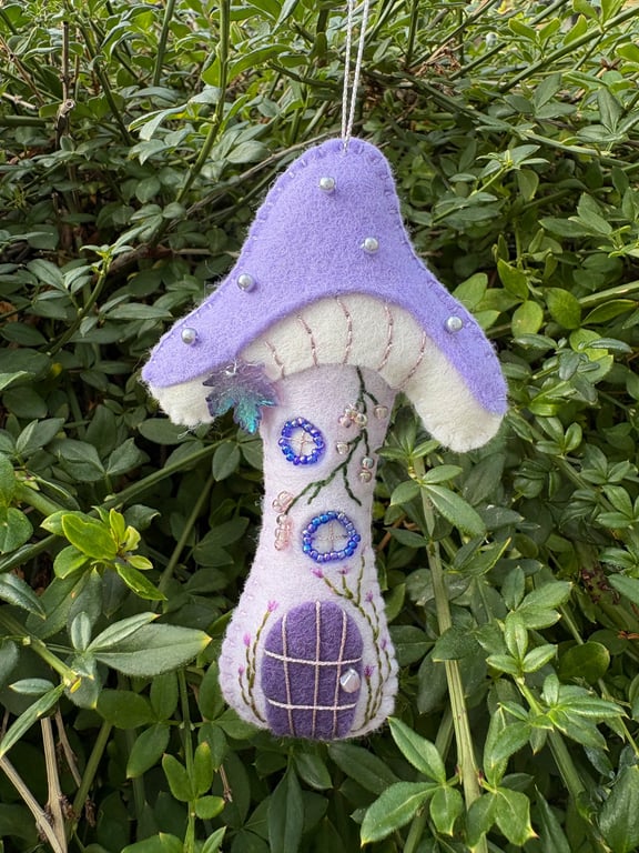 Felt Toadstool House 