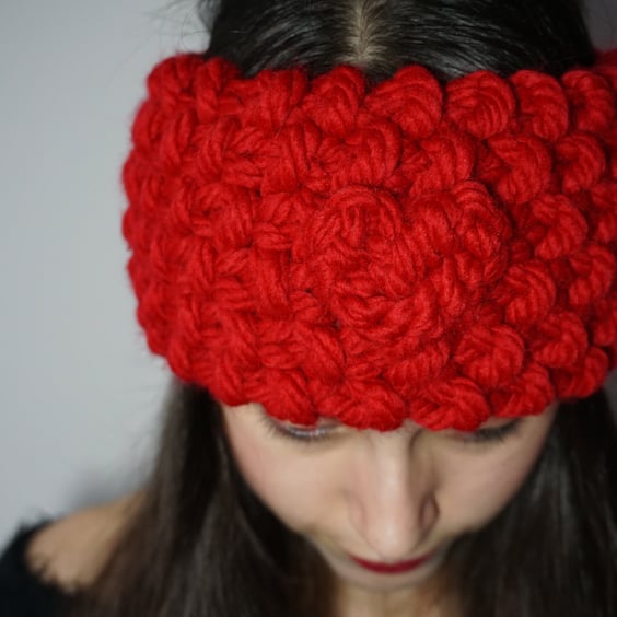 Valentine's Gift For Her, Women's Extra Soft Chunky Hand-Knitted Red Heart Ear W