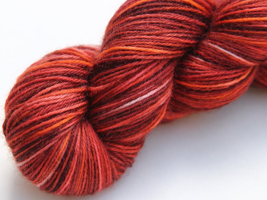 SALE Nutty - Superwash Bluefaced Leicester 4-ply yarn