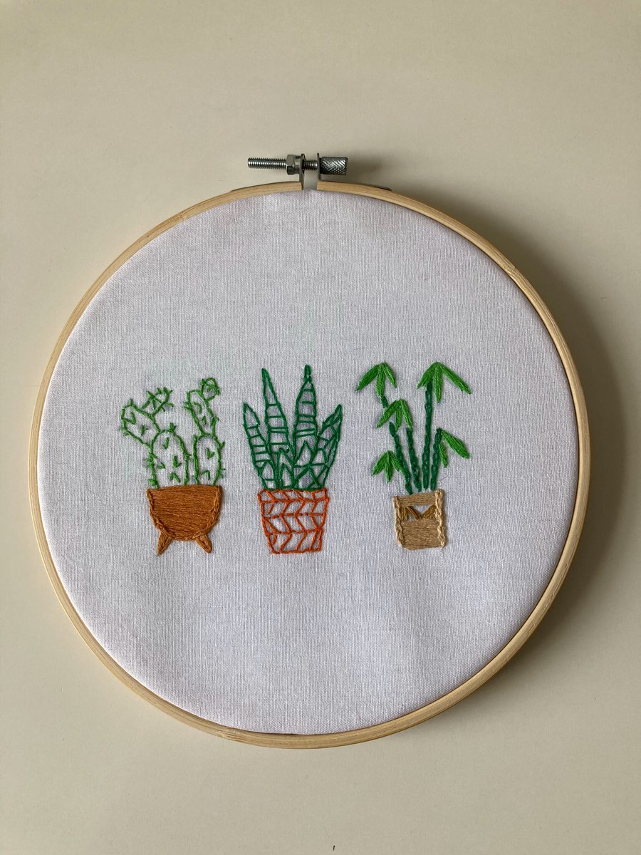 Plant hand embroidered picture 