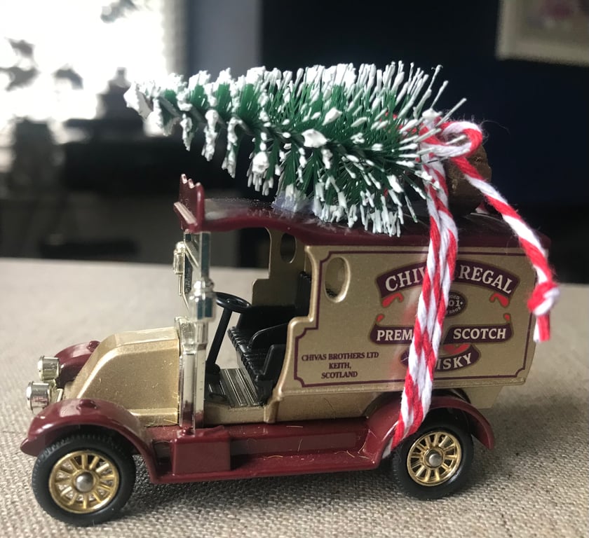 Vintage WHISKY  CHIVAS  die cast CHRISTMAS decoration