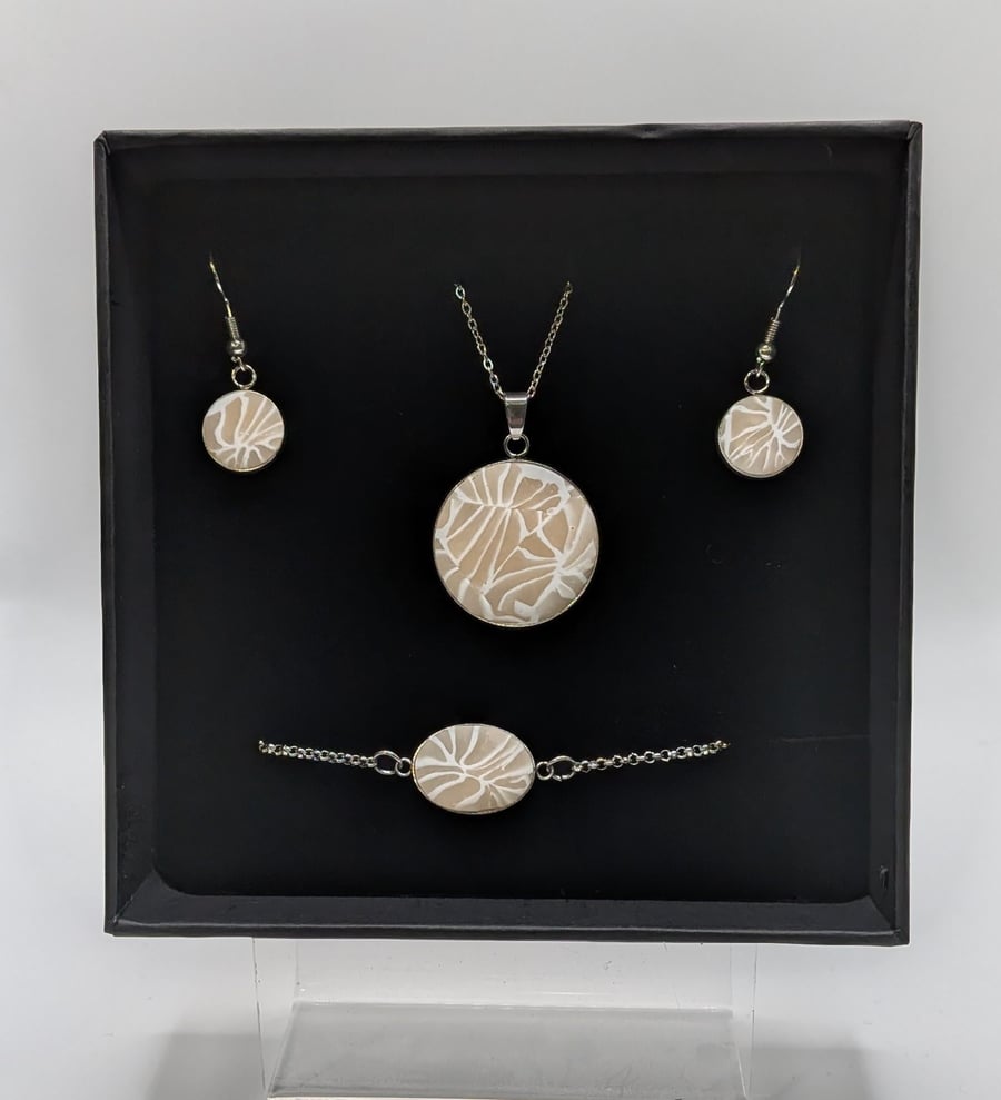 Translucent and white silver Jewelry Set Handmade Polymer Clay Necklace, Earring