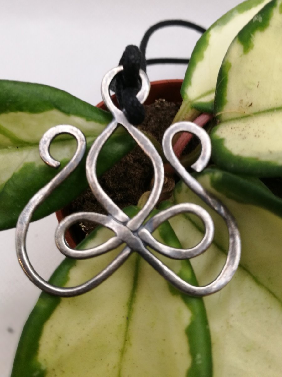 Sterling silver Celtic tulip pendant