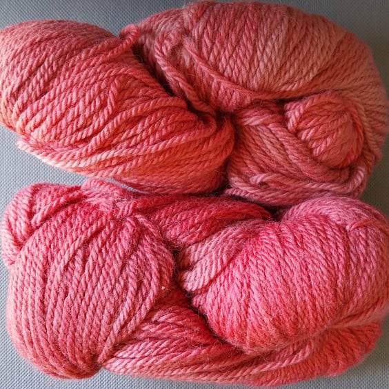 200g Hand-dyed 100% WOOL ARAN Coral Pink