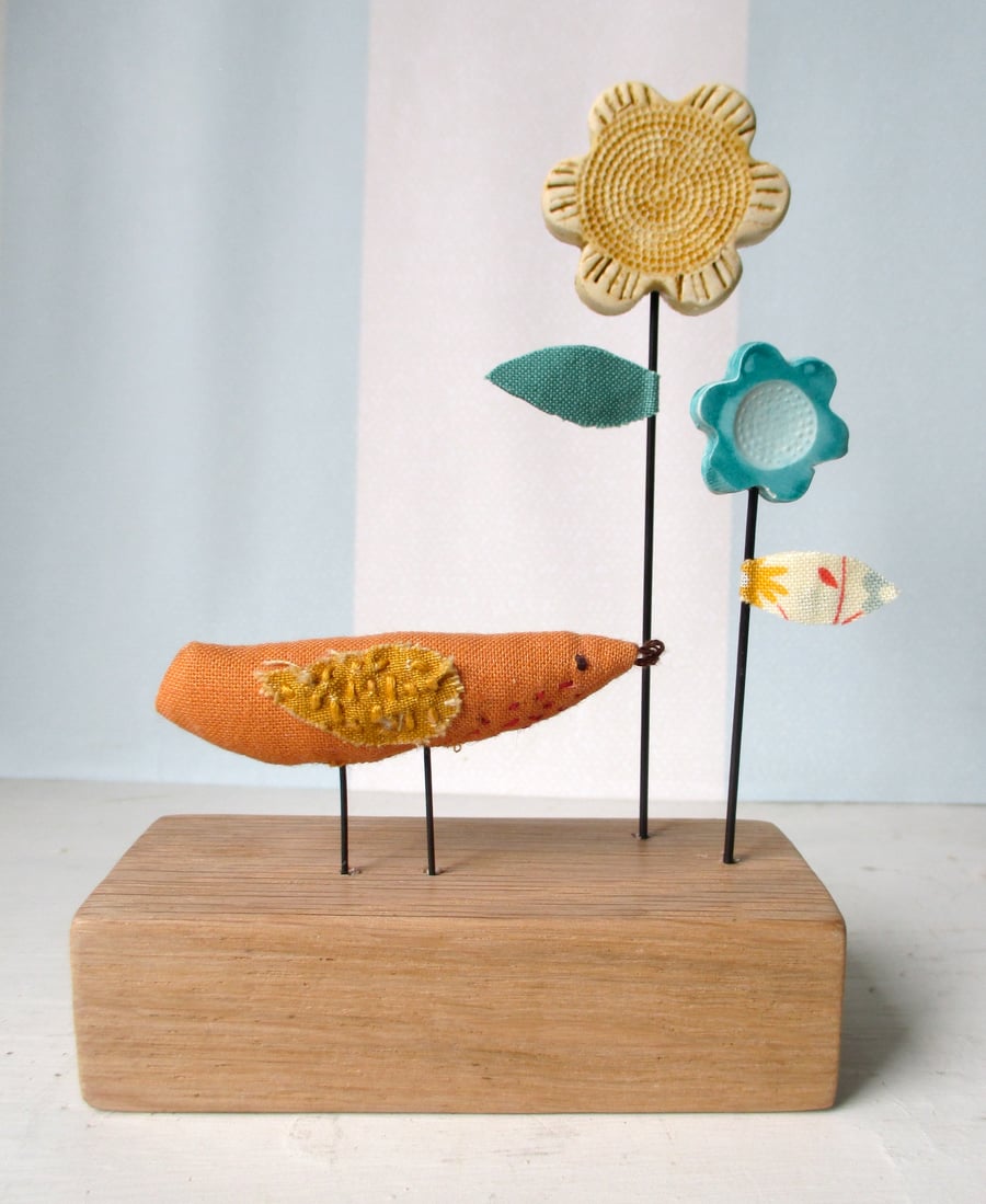 Sale - was 16.00 now 10.00 Hello Flower! - Little bird with a clay flower