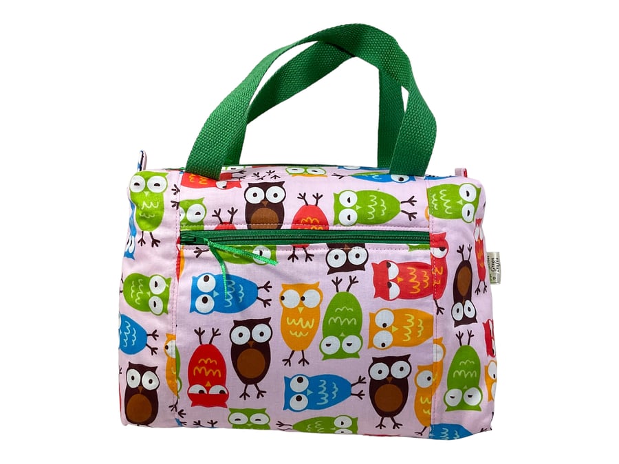 Large wash bag in owl print, toiletries bag with handles and pocket.