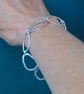 Hallmarked silver bracelet, hammered silver, large links - Image 8