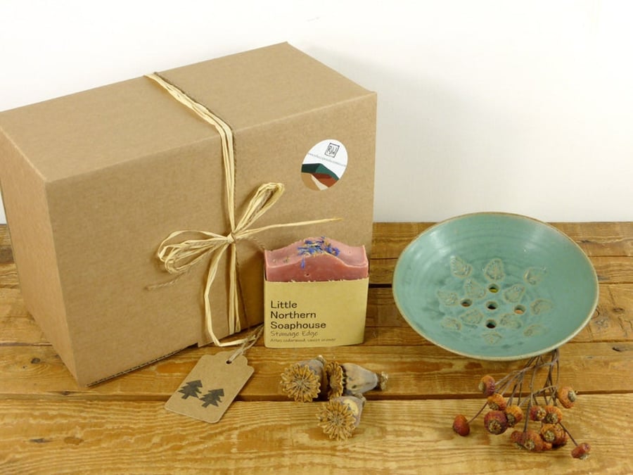 Gift Box - Jade Leaf Soap Dish & Stanage Edge Soap