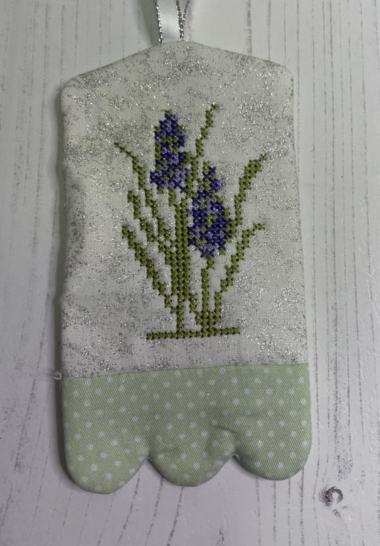  Lavender Tag - Hyacinth by Carolee Crafts PB1 - 0020