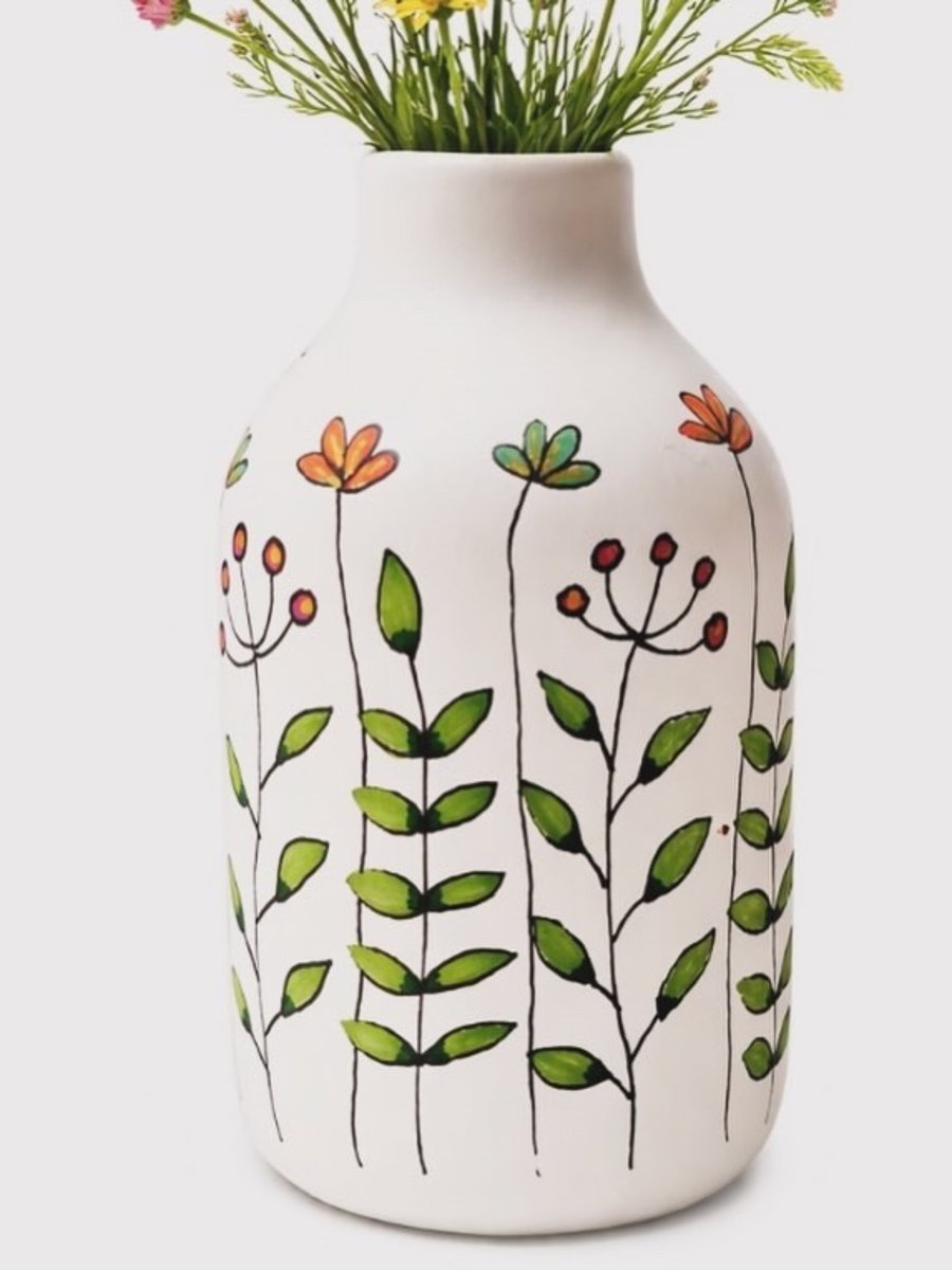 Hand drawn doodle flower vase