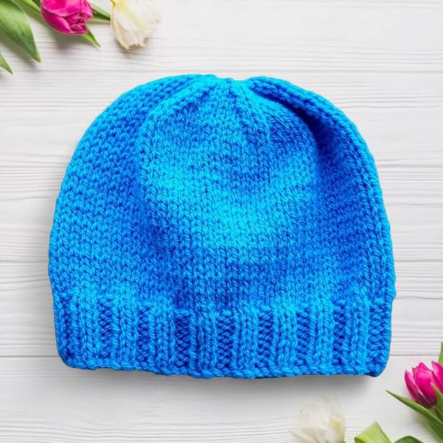 Hand knitted blue baby hat  0 - 3 months 