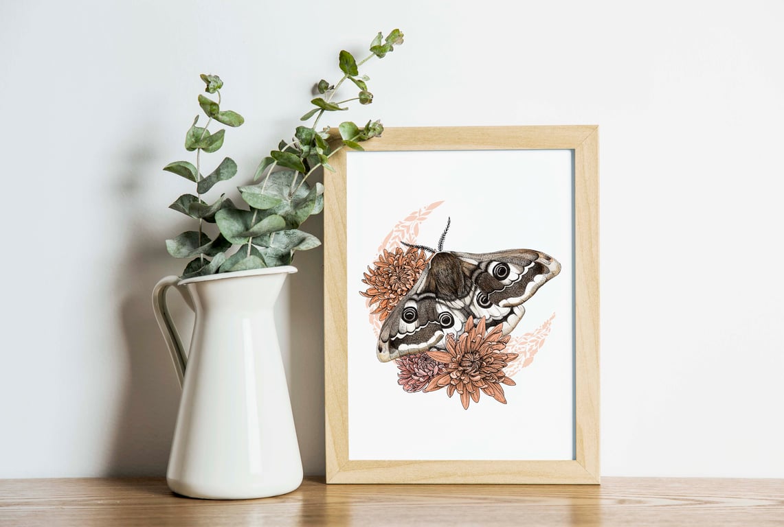 Empress: Mystical Moon ad Moth A4 Art Print