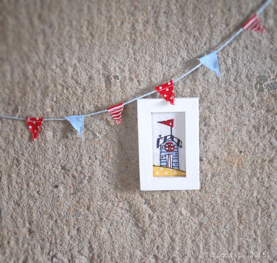 freehand embroidered beach hut miniature picture