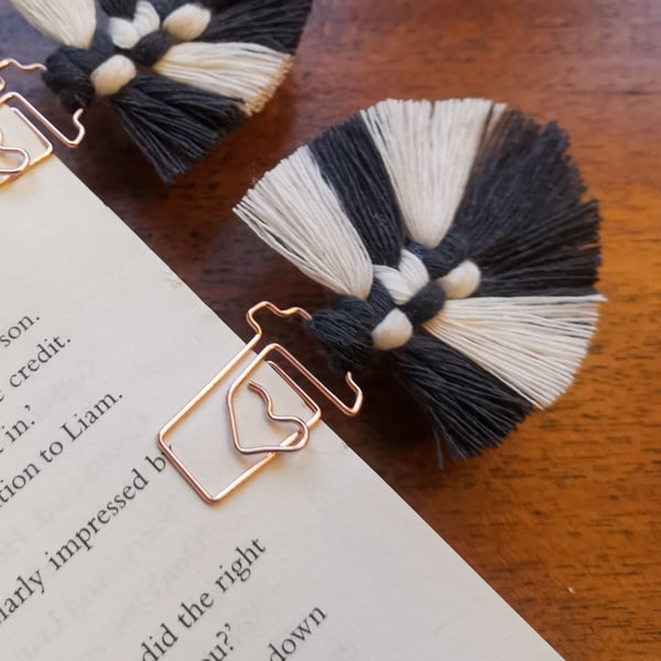 Handmade macrame coffee paperclip bookmark, page keeper 