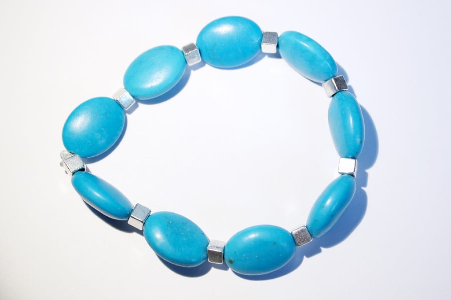 Turquoise dyed howlite oval bead stacking bracelet