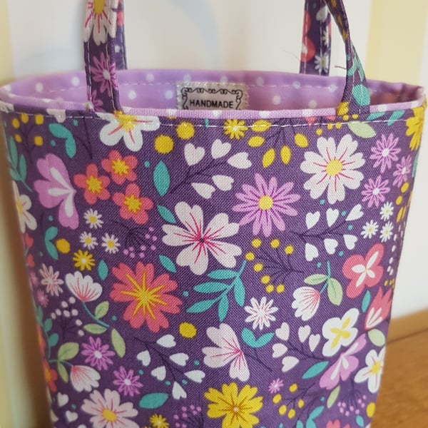 Mini Easter gift bag: mauve floral