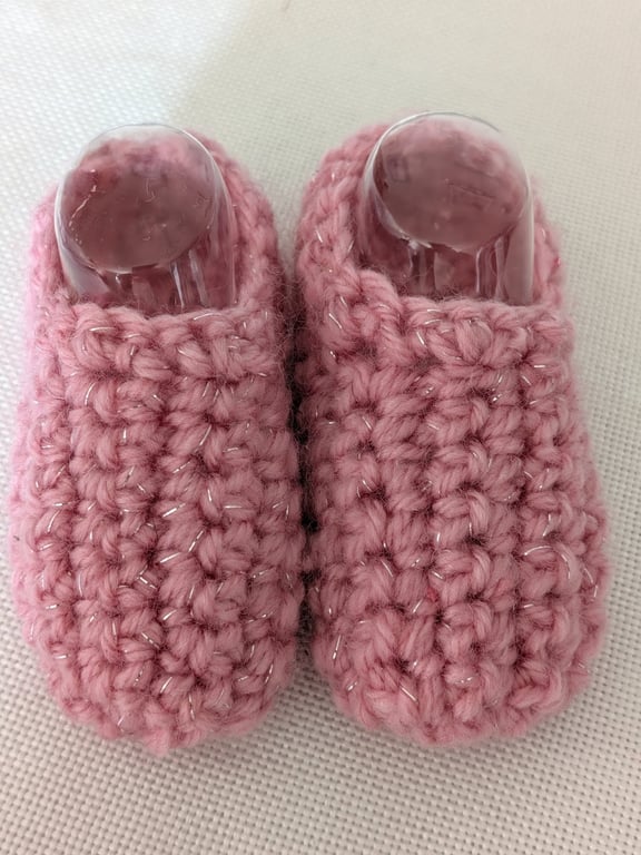 Pink Glittery Booties newborn upwards