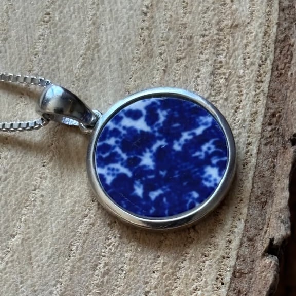 Handmade Pendant, Sterling silver, Unique Sustainable Gifts, Handmade gifts. 