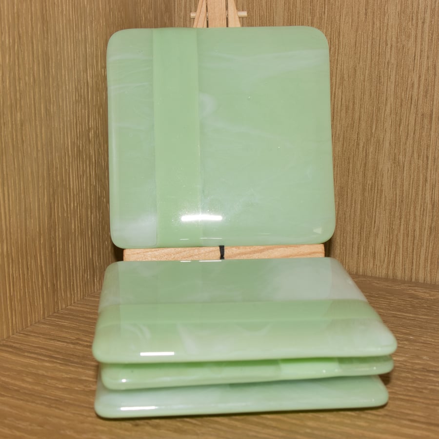Set of 4 Streaky Green Fused Glass Coasters - 9144