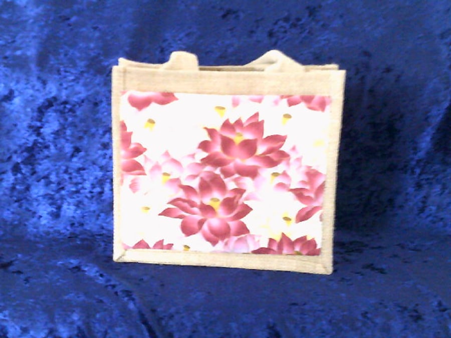 Small Jute Bag with Waterlilies pocket