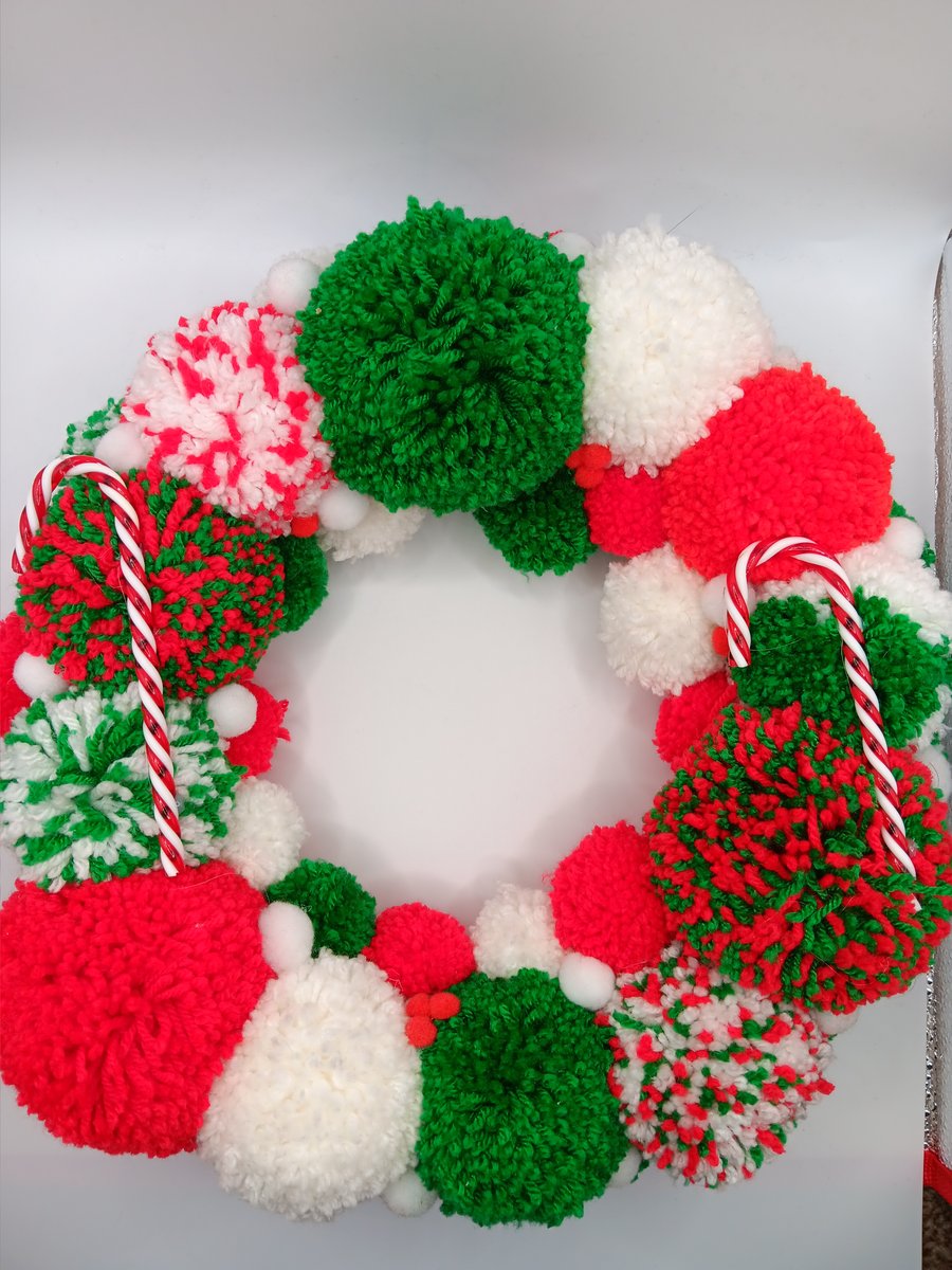 Pom pom hanging wreath christmas
