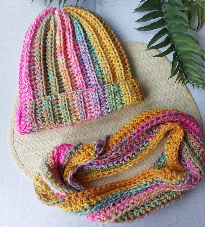 Crochet Hat & Scarf Set Infinity Scarf & Beanie 'Candy'