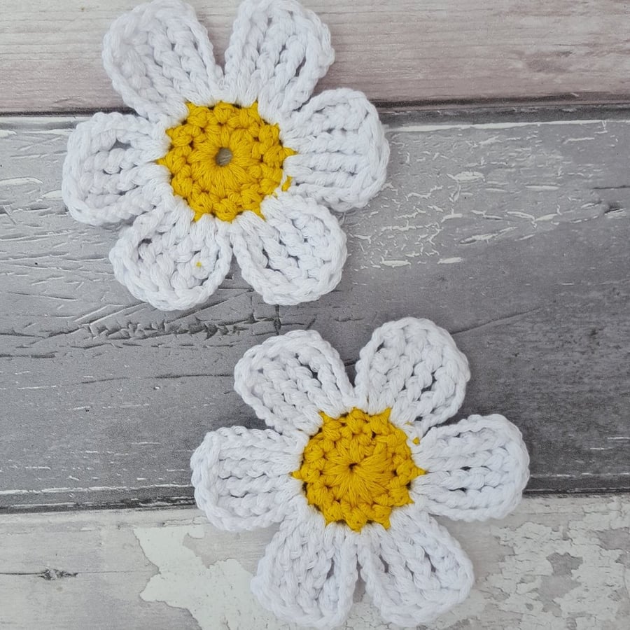 Image of Daisy crochet coasters