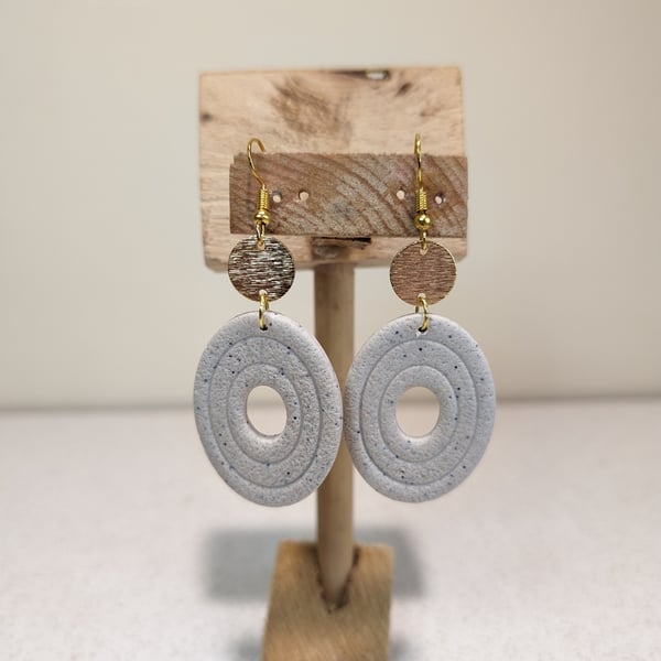 Knitted dangle polymer clay earrings 