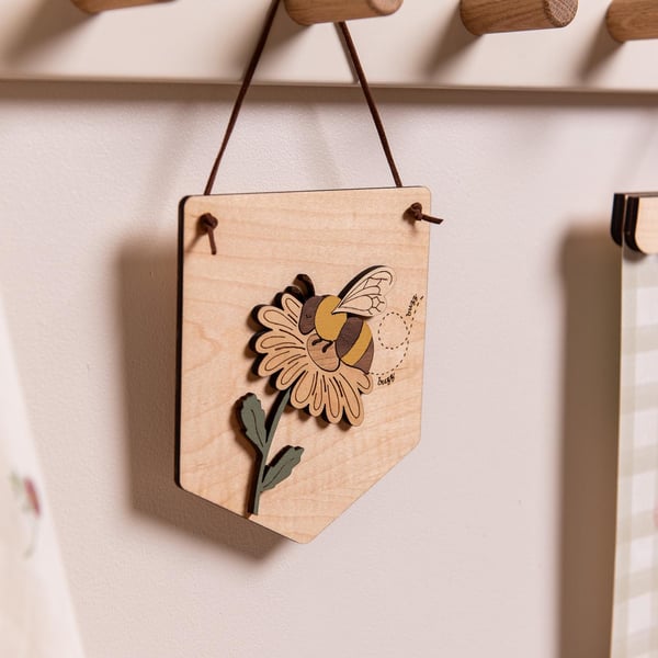 Buzzy Bee 3D Hanging Pennant Flag - Bee & Daisy. Wall Decor Flag with a Bee