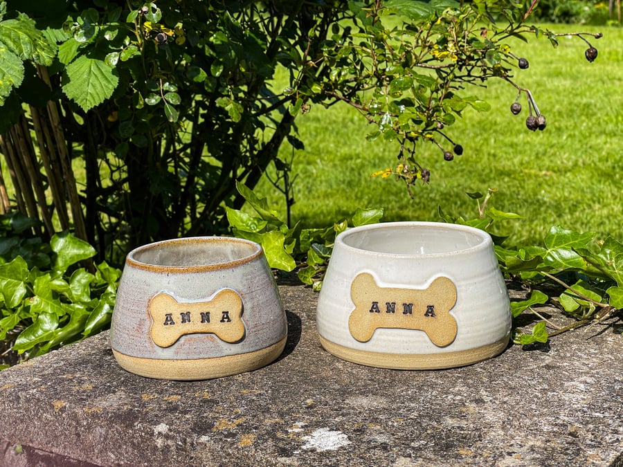Handmade Personalised Stoneware Spaniel and Pet Bowls - Large