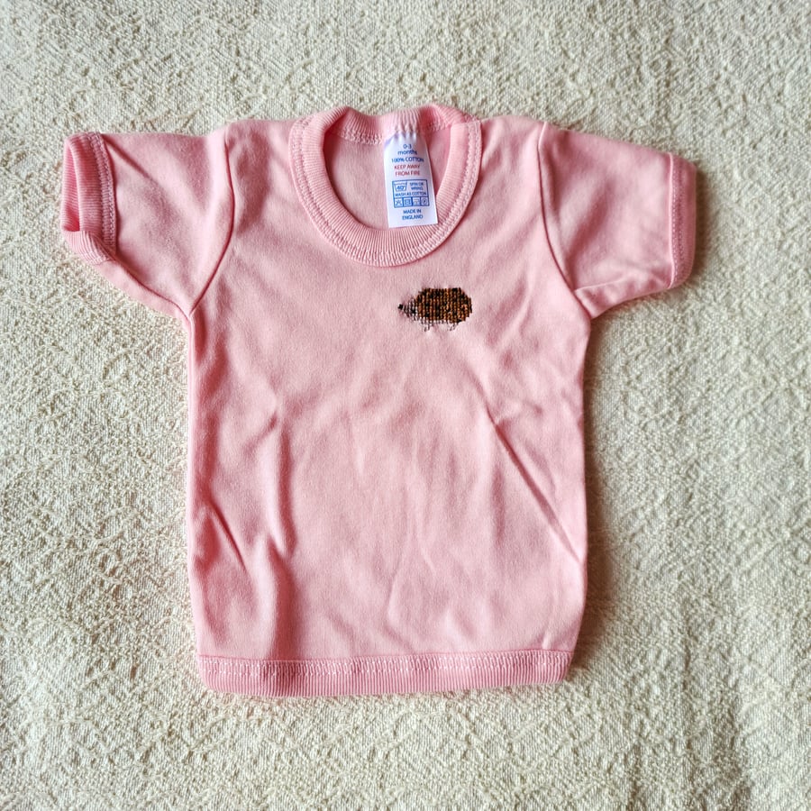 Hedgehog, T-shirt, age 0-3 months, hand embroidered