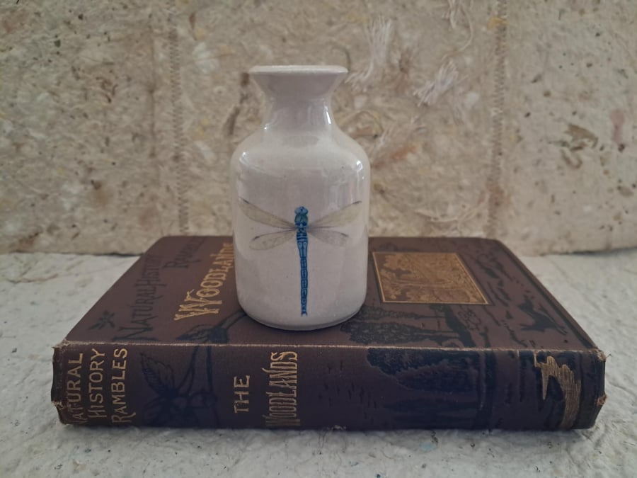 Stoneware bud vase with a dragonfly
